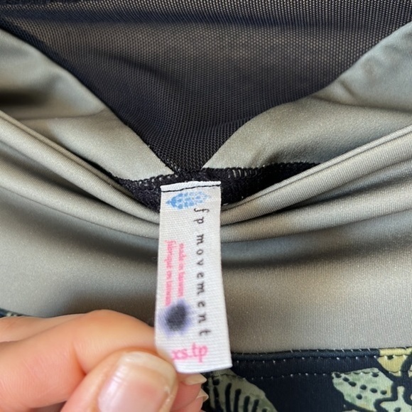 Free people movement vida floral mesh leggings - Picture 9 of 9